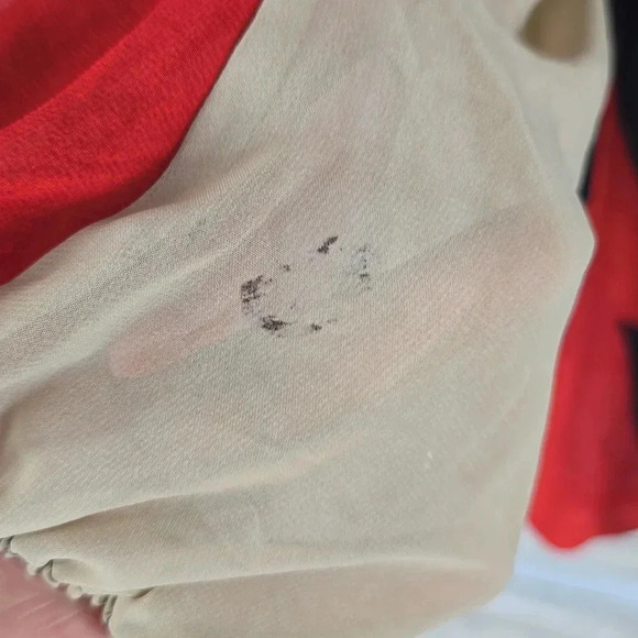 Vince Camuto | Top | Long Sleeve | Pleated front | Red and Black | Size XS - Picture 4 of 8